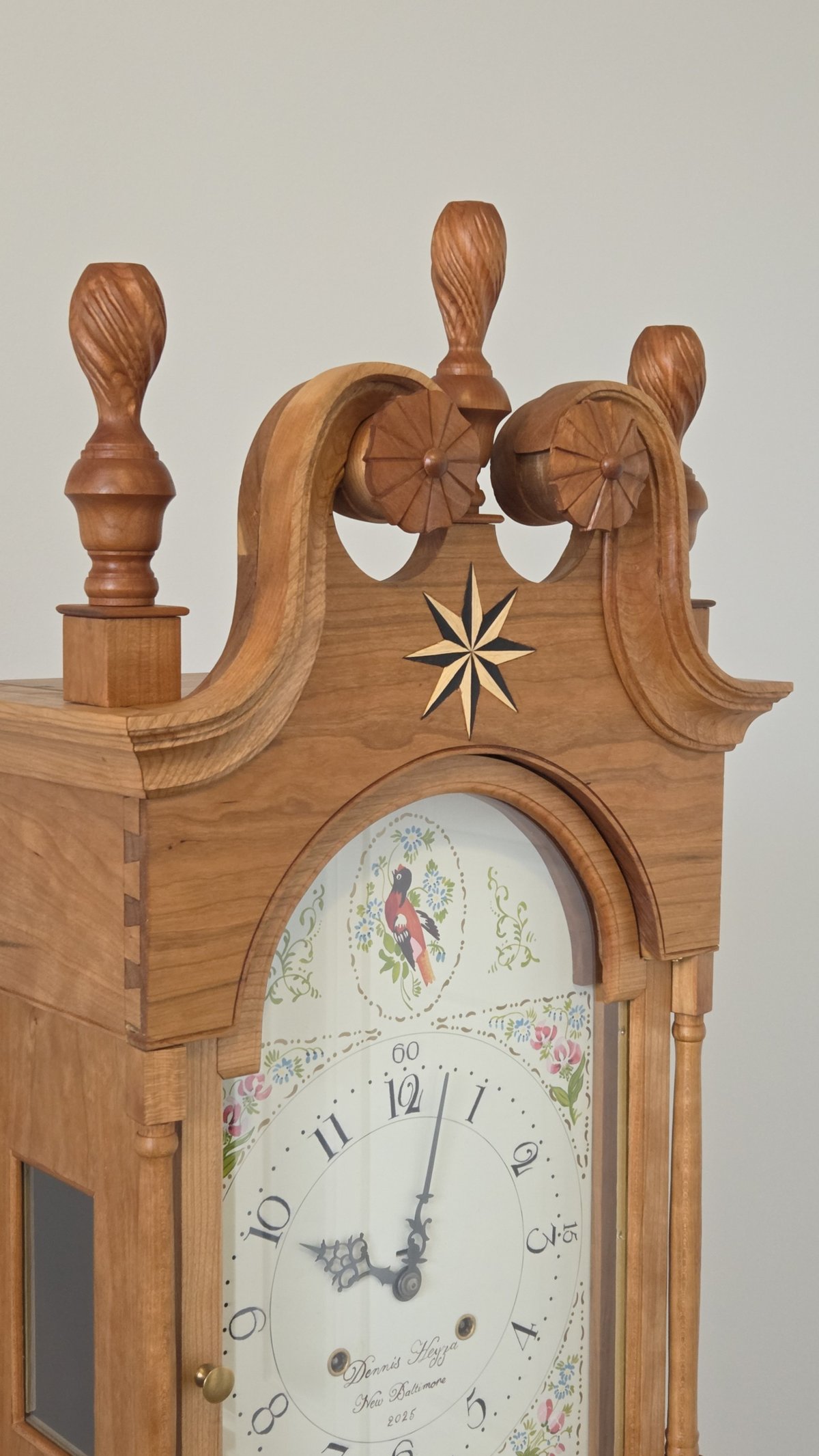 Bonnet on Stand Clock
