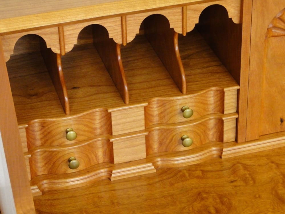 Desk-on-Frame by William Bundschuh — view 1