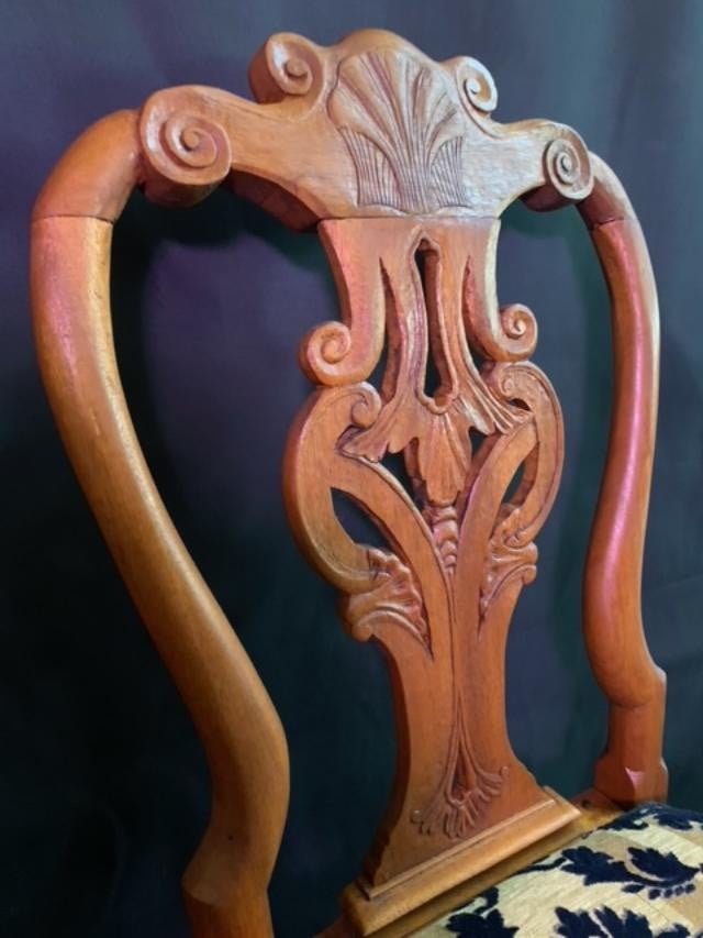Queen Anne Side Chair — view 0