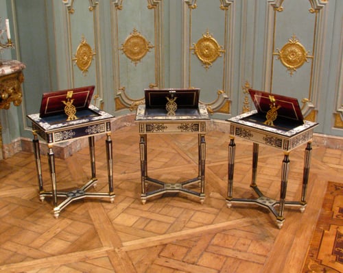 Tables by Aaron Radelow — view 1