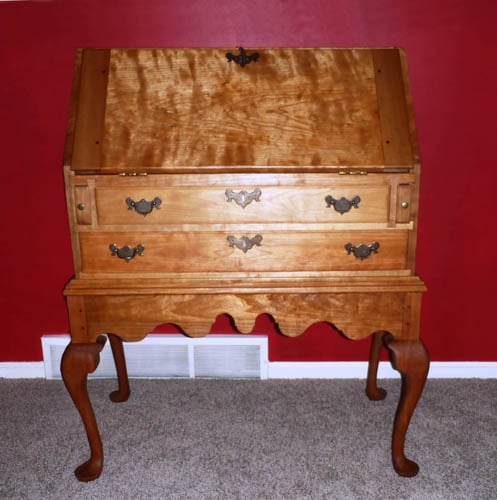 Queen Anne Desk on Frame by Joseph Rossin — view 1
