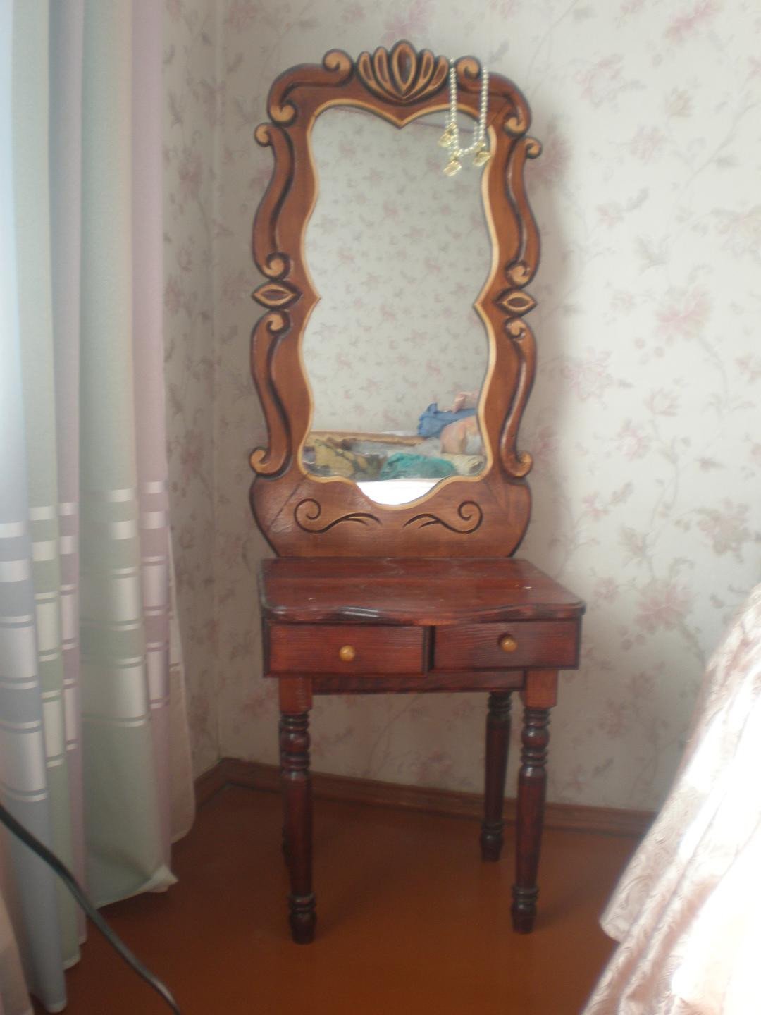 Rococo Mirror Table by Vasyl Baranov — view 1